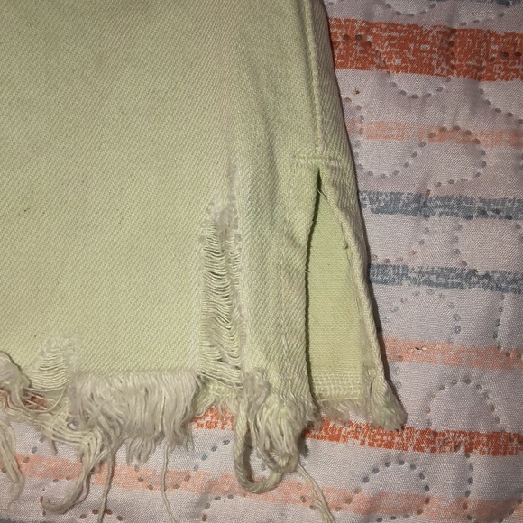 Zara Shorts - Picture 3 of 8